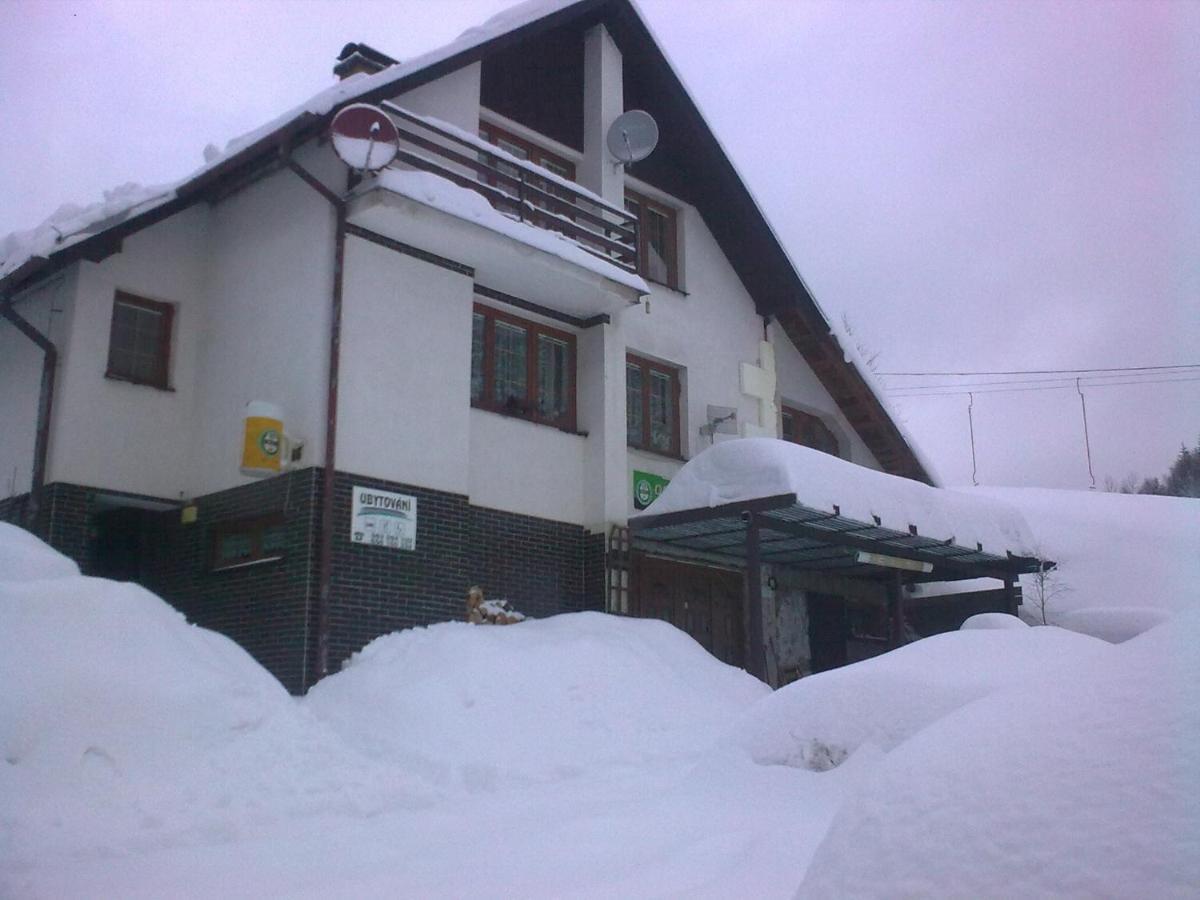 Penzion Pod Paprskem Hotel Staré Město Екстериор снимка